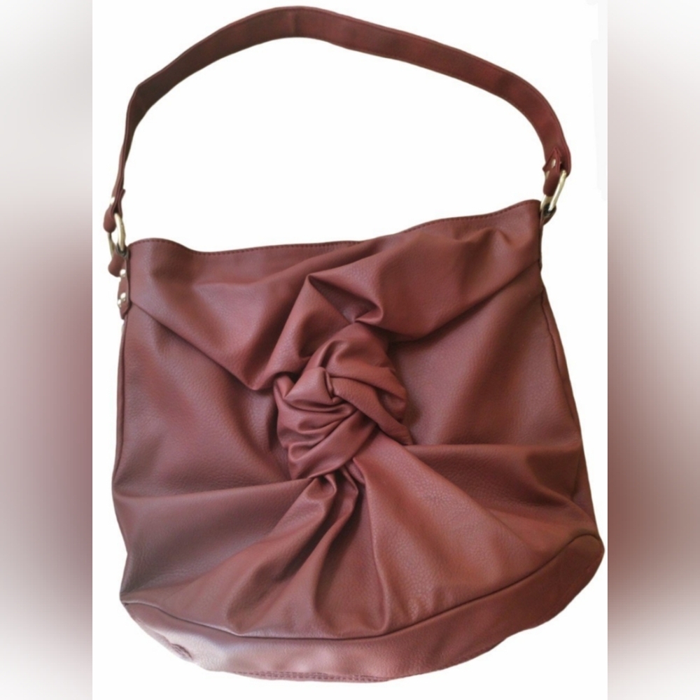 Lady's Chateau handbag